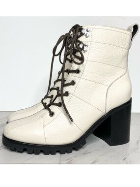 New! Paige Christie Bone Leather Lace Up Heeled Bootie 8